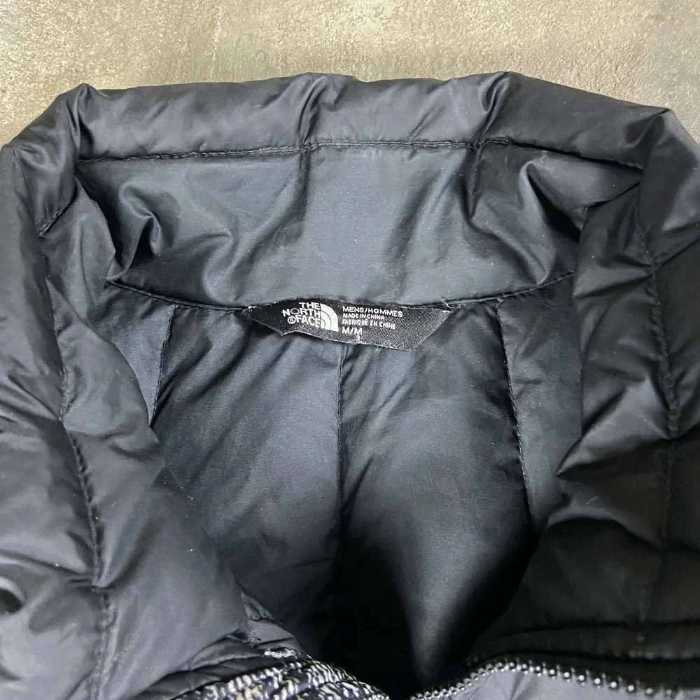 The North Face Puffer Vest‎ Size Medium Black/Gray 550 Quilted Full Zip Outdoor
